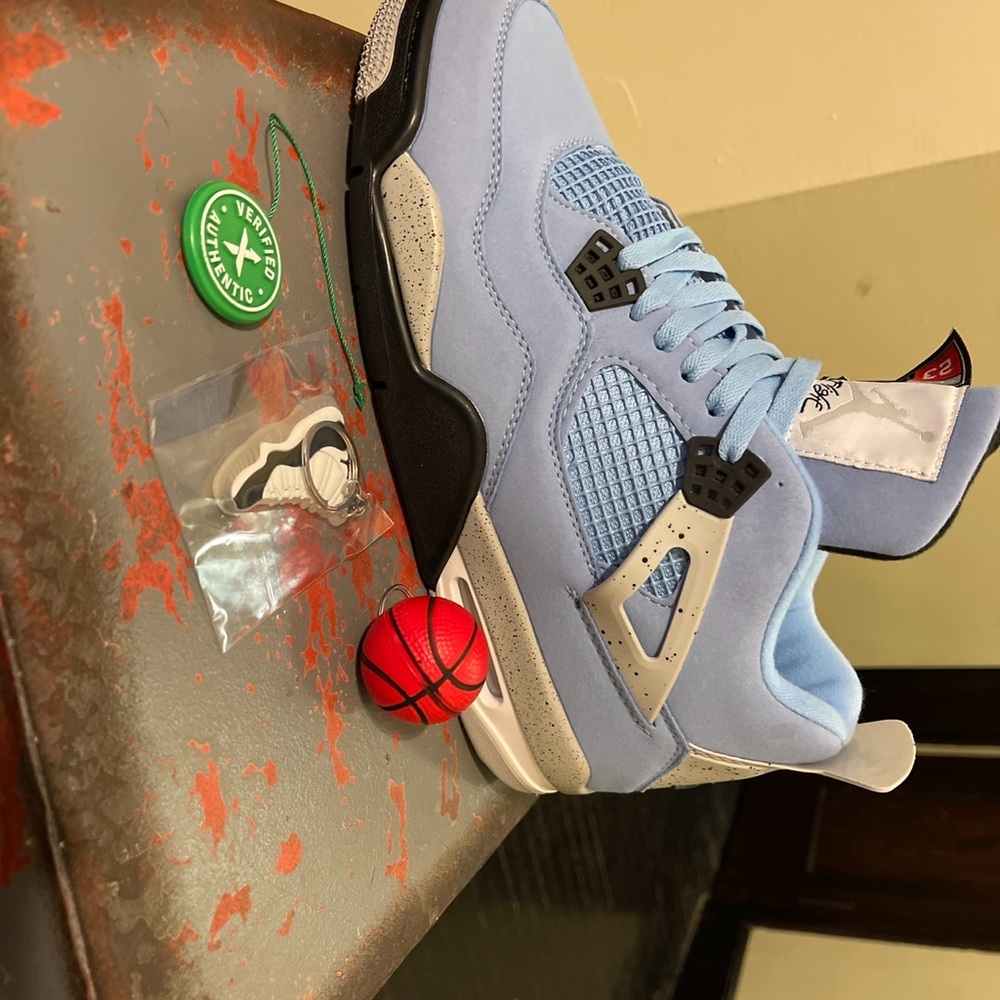 Jordan 4 university blue with stock x tags! No box, never worn